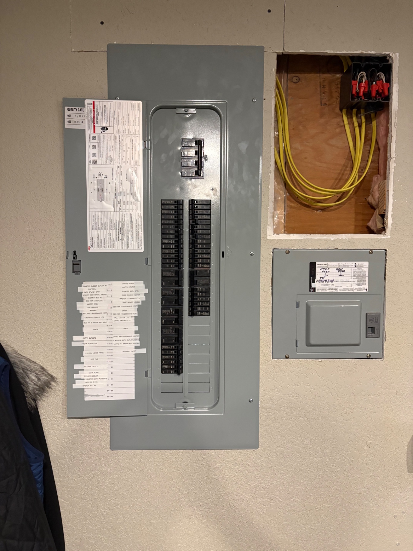 Interior 200 amp panel with every circuit labeled and a critical loads sub-panel